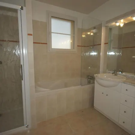 빌라 Villa In Mazamet With Private Pool