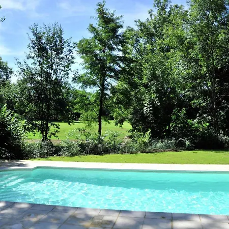 Villa With Barbecue, In Pyrenees Pont-de-Larn